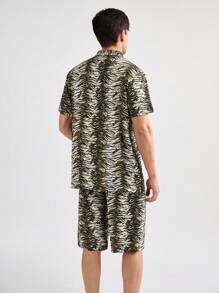 男士隨機印花短袖和短褲家居服套裝 - 棕色 - 查看 2