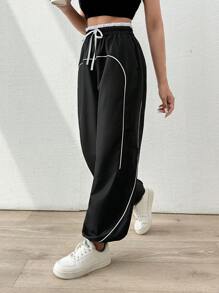 EURMUSE White Belt Detailed Cargo Pant - Black - View 3