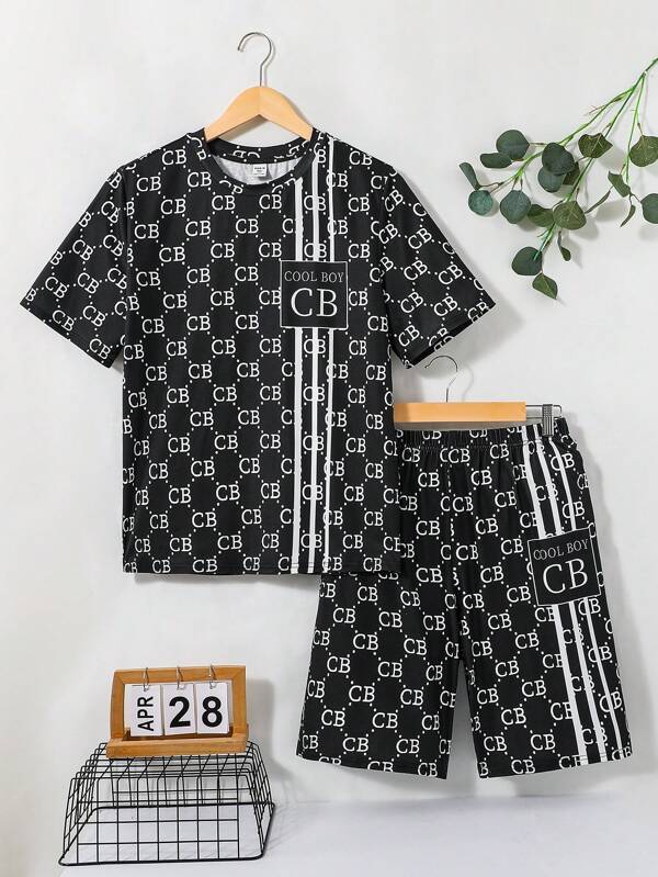 SHEIN Teenager Jungen Lässig Komfort All-Match Set aus bedrucktem Kurzarm-Top und Shorts