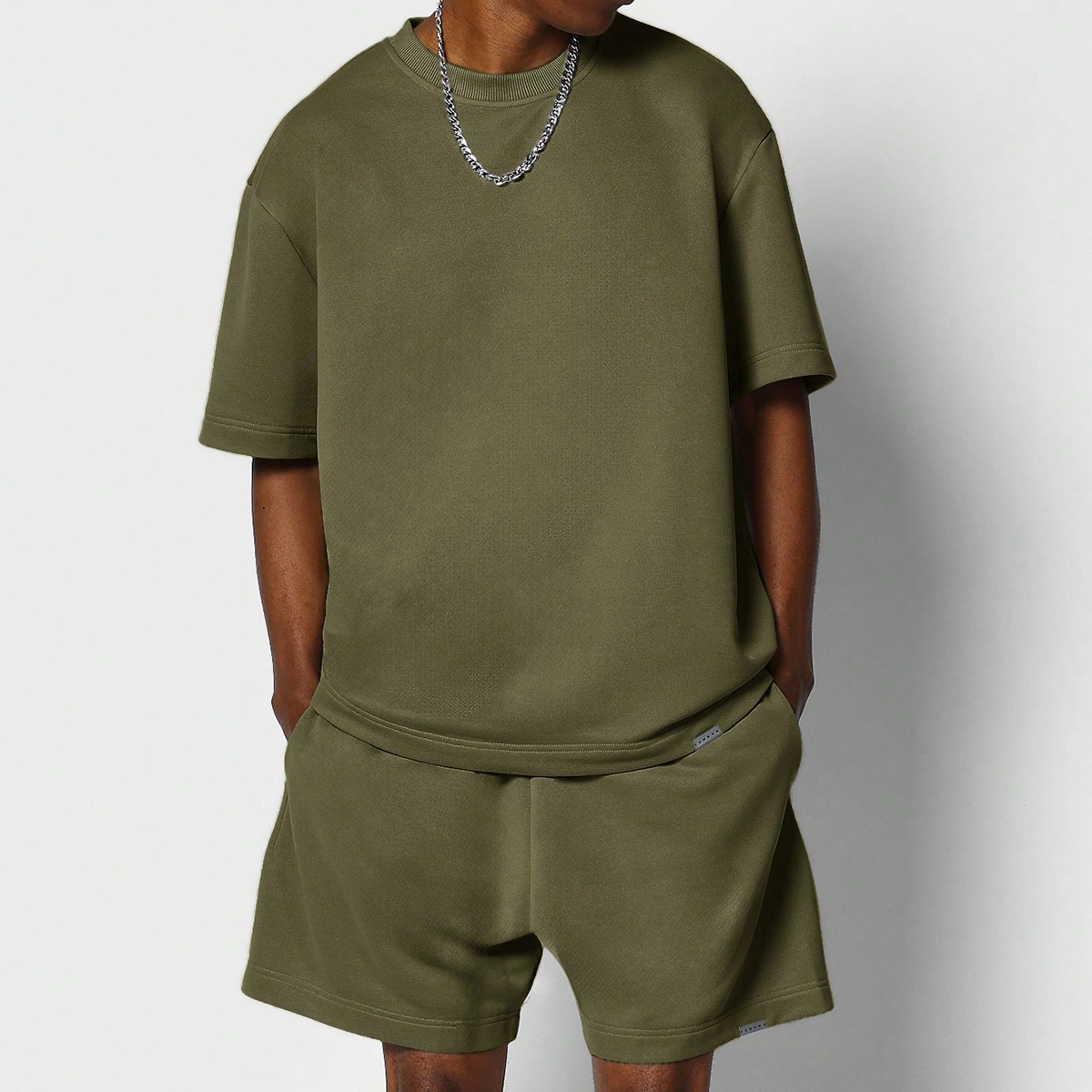 Conjunto de 2 piezas con camiseta de manga corta de ajuste regular y pantalón corto