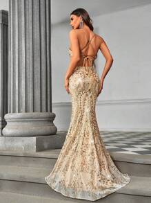 SHEIN Belle Vestido de noche sirena elegante, sexy y lujoso de color champán con tirantes con cuentas, recortes laterales, cintura alta, abertura alta y espalda abierta con cola, adecuado para ocasiones formales como bailes de graduación, bodas, fiestas de cumpleaños y graduaciones - Champán - Ver 1