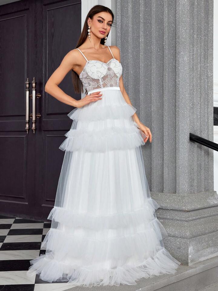 スパゲティストラップ ティアードチュールウエディングドレス