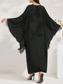Al Najma Kaftan con cuello en V, mangas de murciélago, estampado y flecos, Abaya tradicional árabe - Negro - Ver 2