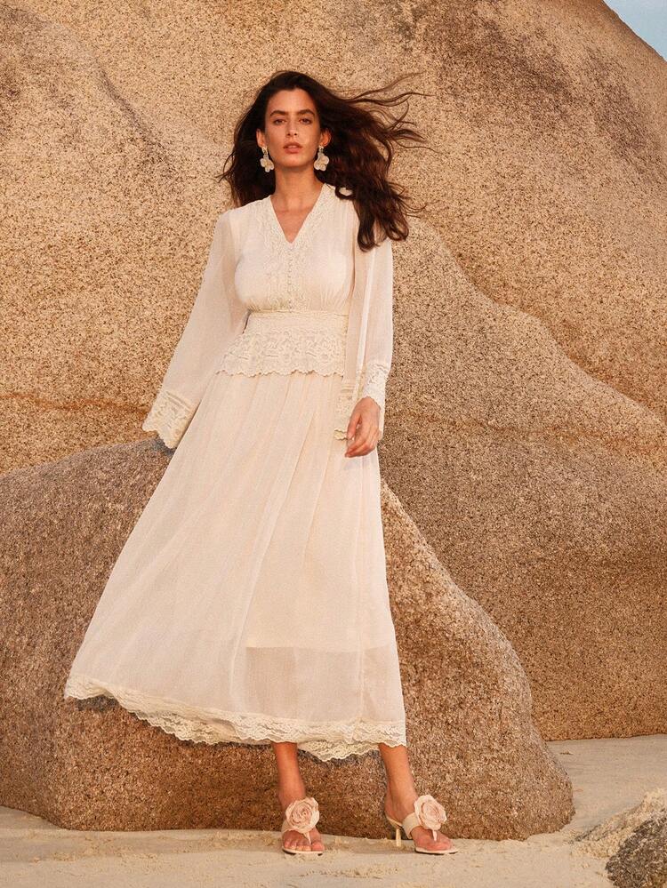 French Niche Design High-End Exquisite Elegant Beige Lace Chiffon Dress