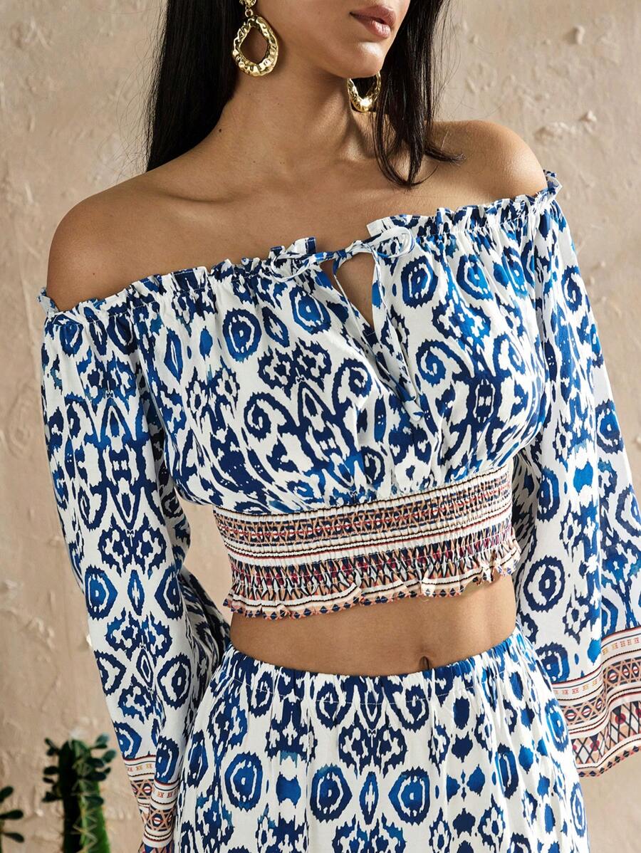 Forever 21 Women's Fashionable Vintage Printed Off-Shoulder Cropped Top For Vacation - Multicolor - View 1