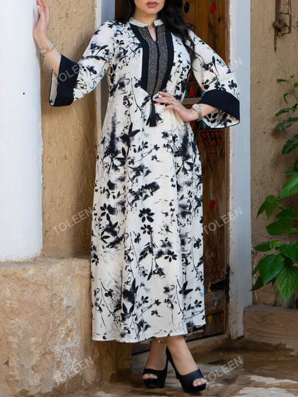 Abito lungo elegante e modesto di moda, con stampa, maniche lunghe, taglio ampio e stile arabeggiante, kaftan