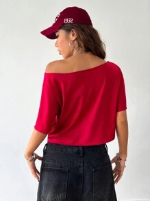Coolane Camiseta casual de verano con escote en V y hombros descubiertos para mujer, atuendo para festivales de música