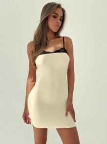 Aloruh Đầm ren tương phản dây đeo bó sát Mini Bodycon gợi cảm - Màu be - Xem 6