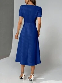 SHEIN Privé 純色對稱領派對腰A字裙 - 藍色 - 查看 2