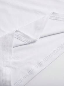 男士夏季圓領短袖T恤，印有肖像和標語印花 - 白色 - 查看 4