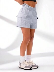 SHEIN BASICS Shorts pour femmes en tricot de couleur unie, à taille haute avec poche plissée et rabat, des deux côtés, pour loisir et sport - Gris pâle - Voir 5