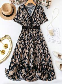 Robe décontractée longue à manches courtes et encolure V, avec imprimé tout-sur-tout en contraste de dentelle, pour femmes grandes tailles, pour l'été - Multicolore - Voir 1