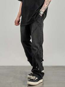 Jeans a gamba larga e colore solido da uomo con design lavato e logorato