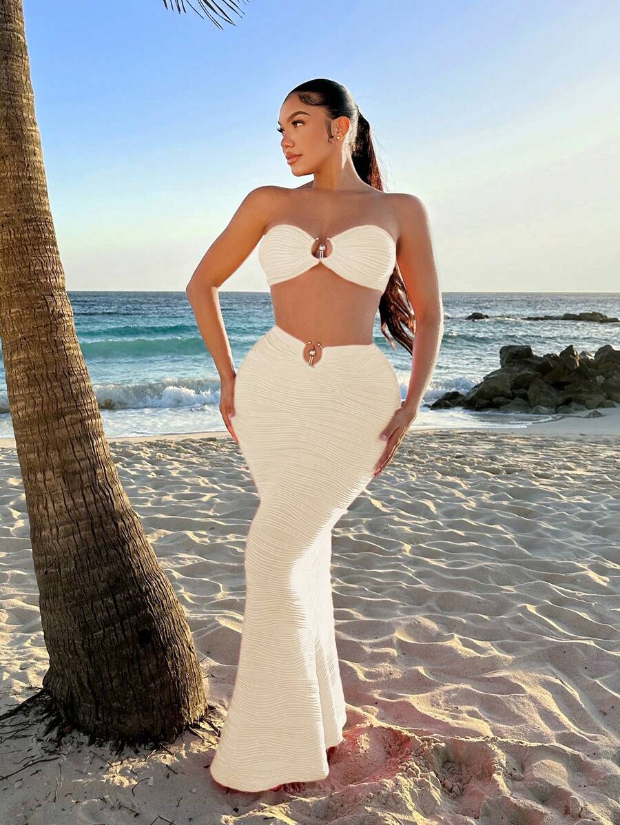 SHEIN SXY 女士夏季二件套裝：波紋紋理繩頸背心上衣和圓形腰帶高腰人魚裙 - 米色 - 查看 1