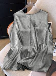 SHEIN LUNE 大尺碼女性無袖金屬質感襯衫 - 銀色 - 查看 2