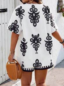 SHEIN Clasi Regular Plus Size Boho Vacation Casual Random Print Short Sleeve Shirt And Shorts Two-Piece Set, For Summer Tropical Colorblock Floral Print