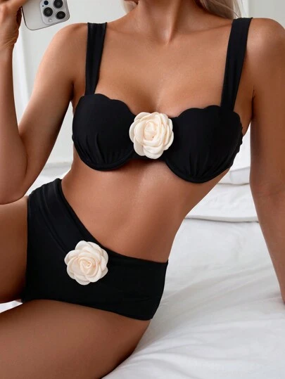 Women's Summer Beach 3D Flower Decor Sexy Bikini Set