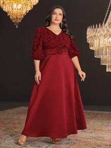 Modelyn 勃艮第红色加大码 V 领褶皱 3D 花卉派对连衣裙 - 酒紅色 - 查看 4