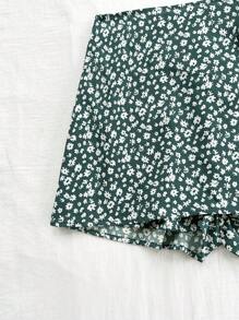 Soleia 女款小花卉系帶A字短褲，適用於度假 - 綠色 - 查看 4