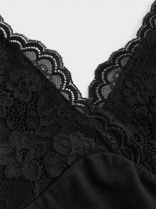 ROMWE Goth Y2K 风格女式紧身连衣裙，蕾丝花边胸围，褶皱腰身和分层下摆，适合新年穿着 - 黑色 - 查看 3