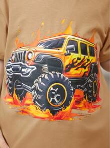 SHEIN 2入組青少年休閒舒適校園風格時尚通用軟質爽快短袖汽車印花T恤和拼色透氣短褲，適用於春夏季節