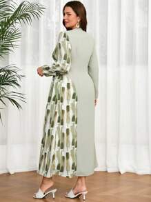 Modelyn Plus Size Elegant Printed Splicing Wrap Dress, Spring/Summer Long Evening Dresses - Green - View 2