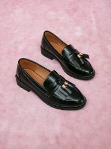 女款圓頭厚底麂皮加厚帶流蘇粗跟懶人鞋，寬碼扁平鞋底，適用於春秋季節