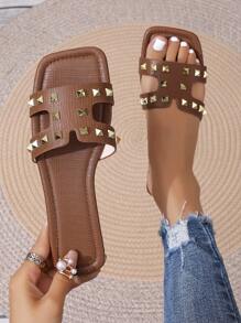 Dép H thời trang mới cho nữ, mùa xuân/hè, kiểu dáng thường ngày, dép xỏ ngón kiểu La Mã để đi ngoài trời, dép lê thoải mái màu đen, be, nâu với họa tiết dập nổi, dép cao cấp kiểu Pháp với đế xuồng dày đính đá, dép sandal nữ đế xuồng, trang phục đi biển. - màu nâu - Xem 2