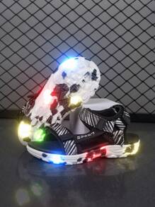 儿童春夏LED触摸发光运动凉鞋，时尚酷炫，适合日常穿着、节日、派对、户外、海滩、度假，双扣易穿