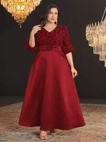 Modelyn 勃艮第红色加大码 V 领褶皱 3D 花卉派对连衣裙 - 酒紅色 - 查看 7