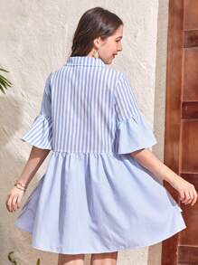 SHEIN Leap Crew Váy dệt đơn giản cho kỳ nghỉ thường ngày của bé gái tuổi teen, áo cánh xếp nếp sọc bất đối xứng màu xanh và trắng - Xanh và trắng - Xem 2