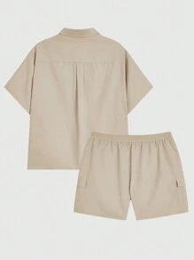 Manfinity VCAY 2 piezas/Conjunto Camisa de trabajo holgada de tejido suelto y talla grande para hombre con mangas cortas caídas y pantalones cortos rectos en la cintura, adecuado para el verano y uso diario