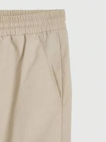 Manfinity VCAY 2 piezas/Conjunto Camisa de trabajo holgada de tejido suelto y talla grande para hombre con mangas cortas caídas y pantalones cortos rectos en la cintura, adecuado para el verano y uso diario