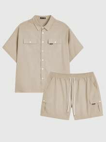 Manfinity VCAY 2 piezas/Conjunto Camisa de trabajo holgada de tejido suelto y talla grande para hombre con mangas cortas caídas y pantalones cortos rectos en la cintura, adecuado para el verano y uso diario