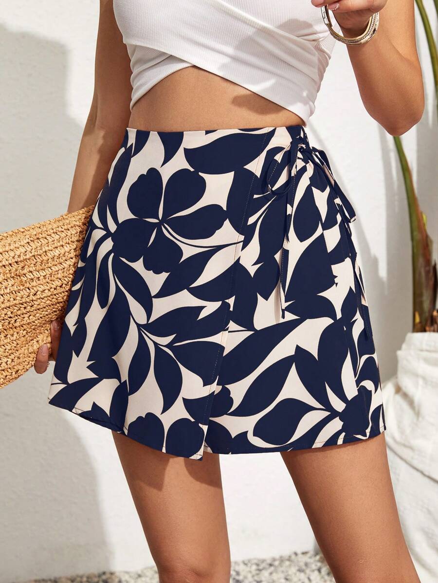 SHEIN VCAY 大码波西米亚风系带全印花休闲短裤，适合夏季 - 藏蓝色 - 查看 1