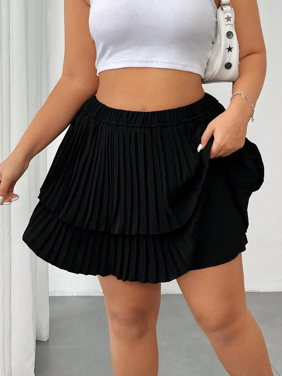 Flirla 大尺碼摺疊層拼接短褲