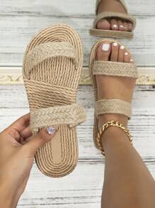 Của phụ nữ Dép phẳng Với Dệt Thiết kế Và Dây đeo đôi - Màu Khaki - Xem 1