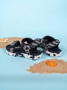 儿童春夏LED触摸发光运动凉鞋，时尚酷炫，适合日常穿着、节日、派对、户外、海滩、度假，双扣易穿