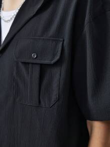 Manfinity Hypemode Men's Summer Solid Color Workwear Short Sleeve Hooded Casual Shirt With Pockets