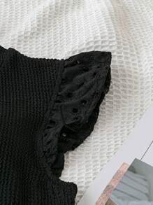 Soleia 女士夏季假日黑色針織紋理編織刺繡上衣，短袖修身版型，圓領 - 黑色 - 查看 2