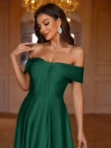 SHEIN Belle 纯色露肩褶饰及地伴娘礼服，优雅正式晚会舞会婚礼宾客礼服，适合毕业典礼、晚宴派对礼服