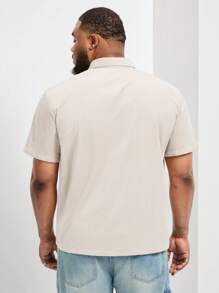 Manfinity Homme Men's Plus Size Simple Solid Color Short Sleeve Casual Shirt