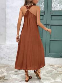 SHEIN Frenchy 夏季海滩 V 领连衣裙 木环装饰肩带纹理飘逸面料海滩夏装 柔和色连衣裙 夏季连衣裙 长款沙滩裙 海滩女士连衣裙 亚麻连衣裙 - 棕色 - 查看 2