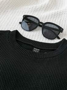 Soleia 女士夏季假日黑色針織紋理編織刺繡上衣，短袖修身版型，圓領 - 黑色 - 查看 5