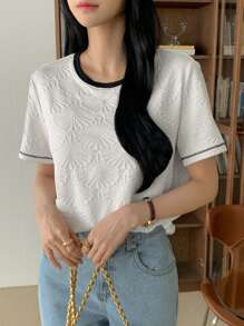 DAZY Áo thun nữ tay ngắn cổ tròn rộng rãi họa tiết tương phản mùa hè - trắng - Xem 5