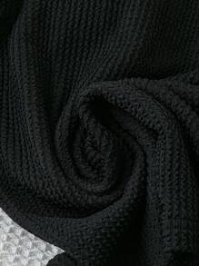 Soleia 女士夏季假日黑色針織紋理編織刺繡上衣，短袖修身版型，圓領 - 黑色 - 查看 6