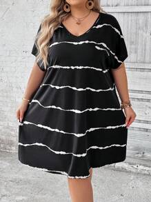 SHEIN CURVE+ 特大碼黑白色縫染條紋休閒寬鬆T恤裙（附口袋），夏日連衣裙 - 黑與白 - 查看 8
