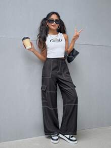 SHEIN 青少女黑白拼色短款背心和寬鬆休閒貨物褲套裝 - 黑與白 - 查看 1