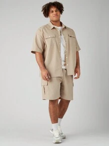 Manfinity VCAY 2 piezas/Conjunto Camisa de trabajo holgada de tejido suelto y talla grande para hombre con mangas cortas caídas y pantalones cortos rectos en la cintura, adecuado para el verano y uso diario