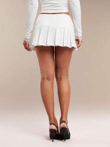 SHEIN BAE 金屬蝴蝶結交叉綁帶迷你裙短褲，荷葉邊，低腰，街頭風格，舊款風格，女士專屬；適用於日常、夏季或音樂會服裝，鄉村音樂會，性感服裝，俱樂部